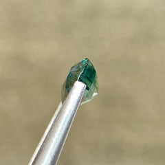 rich-teal-sapphire-1-67ct-madagascar-oval-vvs