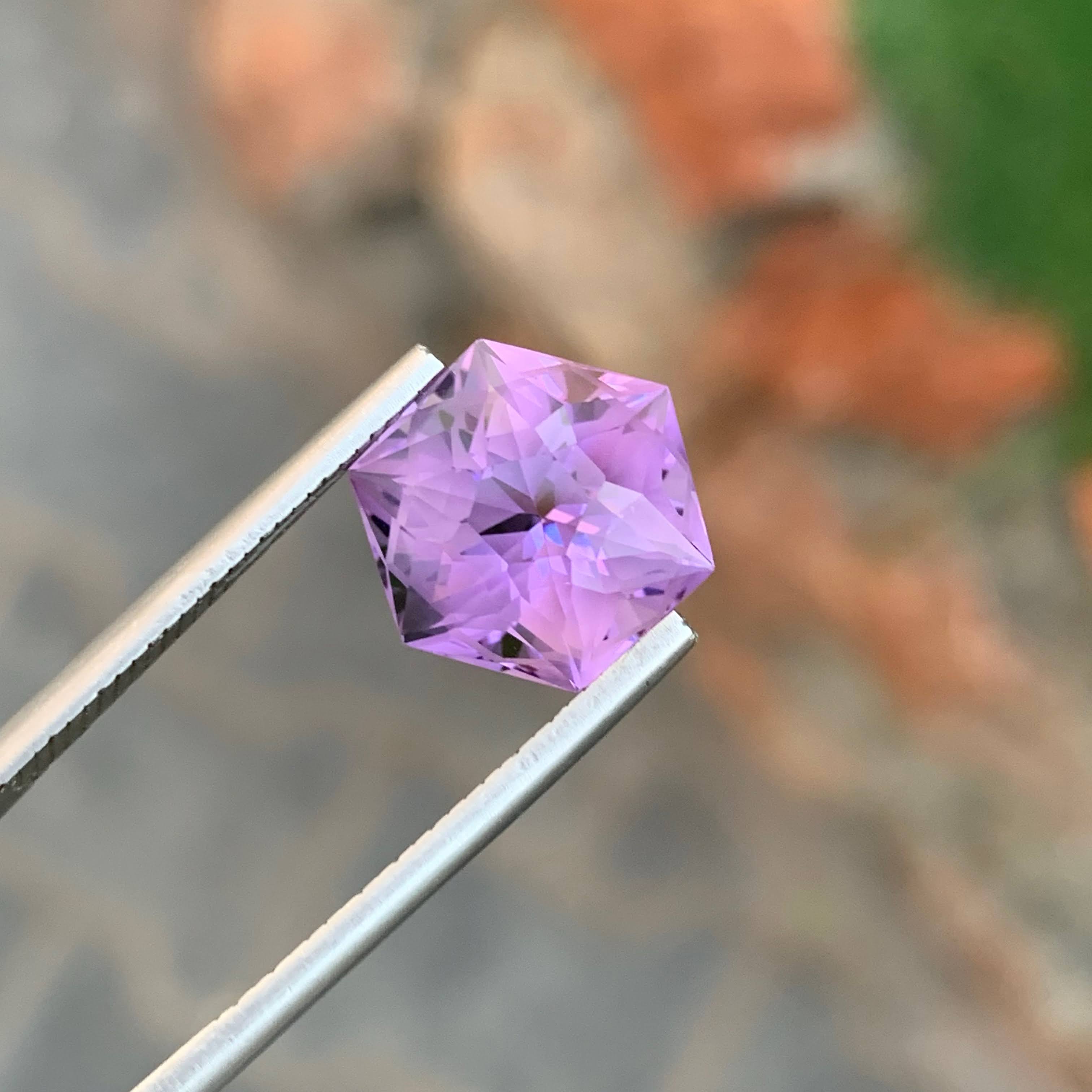 6.57 Carats Hexagon Amethyst Stone