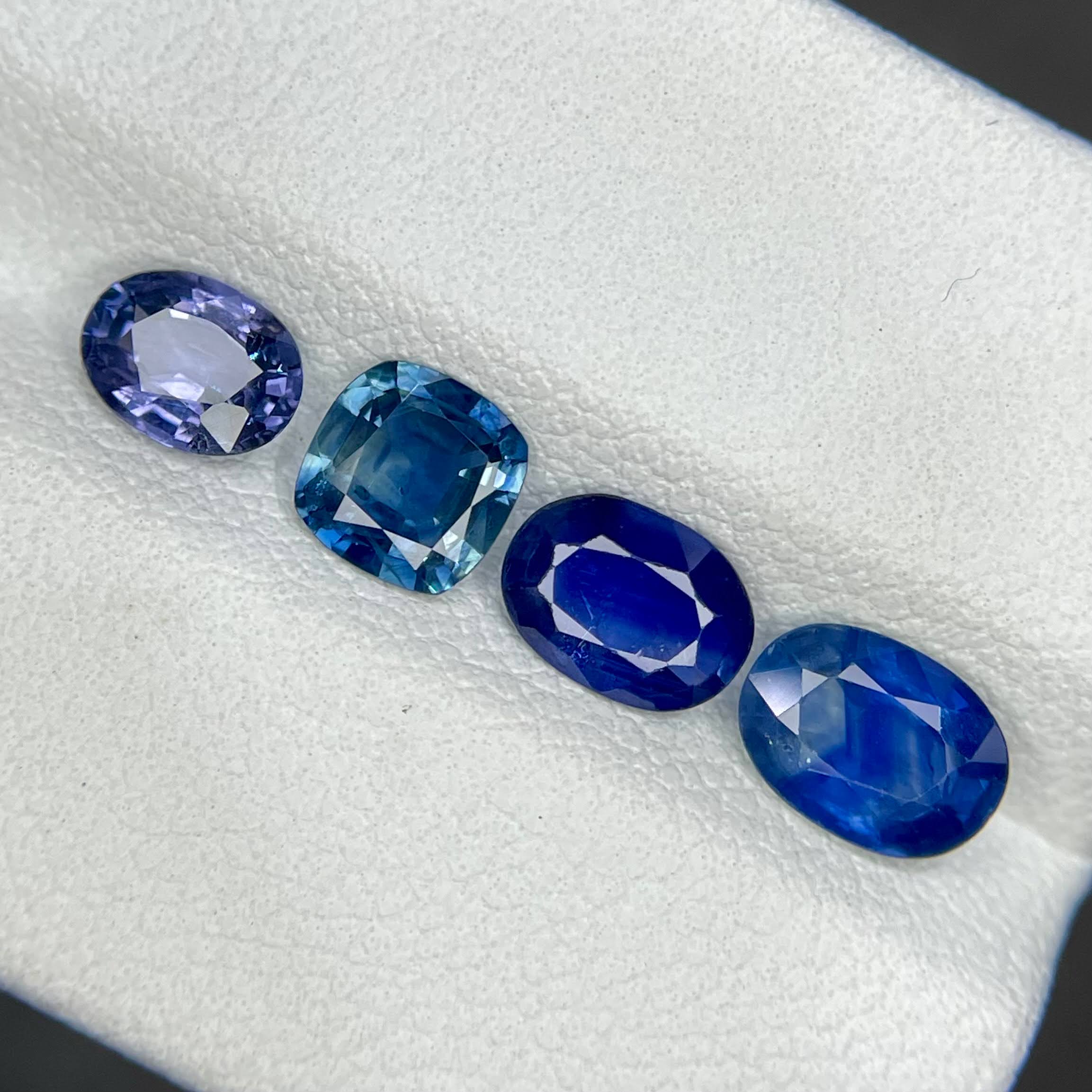 3.45 Ct Blue Sapphire Lot