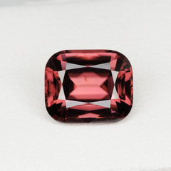 7.15 Carats Peachy Red Zircon Stone