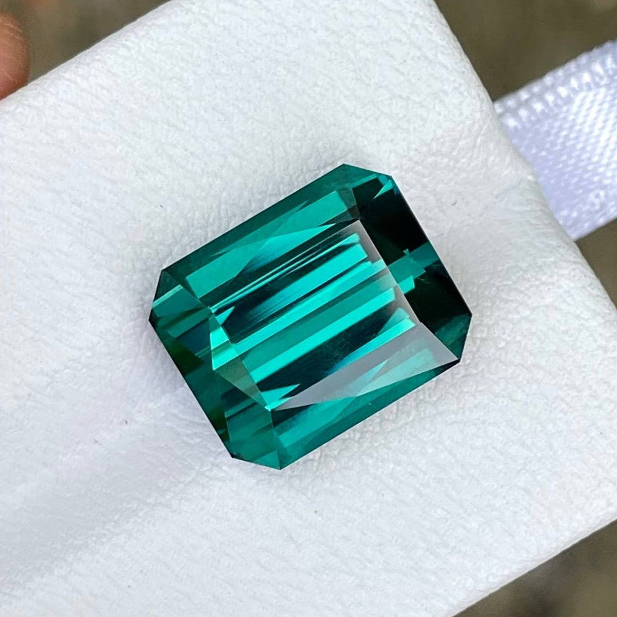 9.75 Carats Lagoon Blue Tourmaline Gem