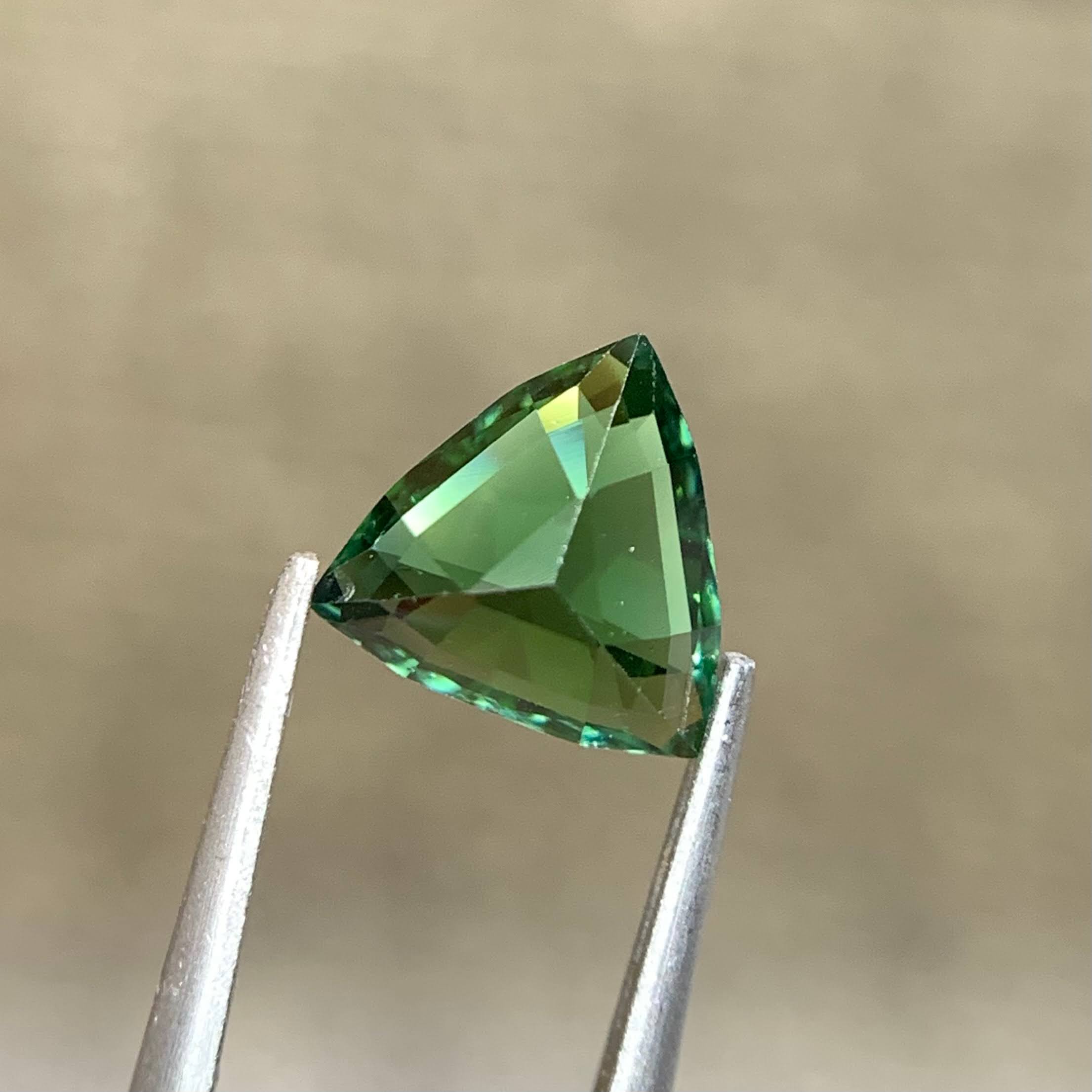 deep-mint-green-tourmaline-1-53ct-afghanistan