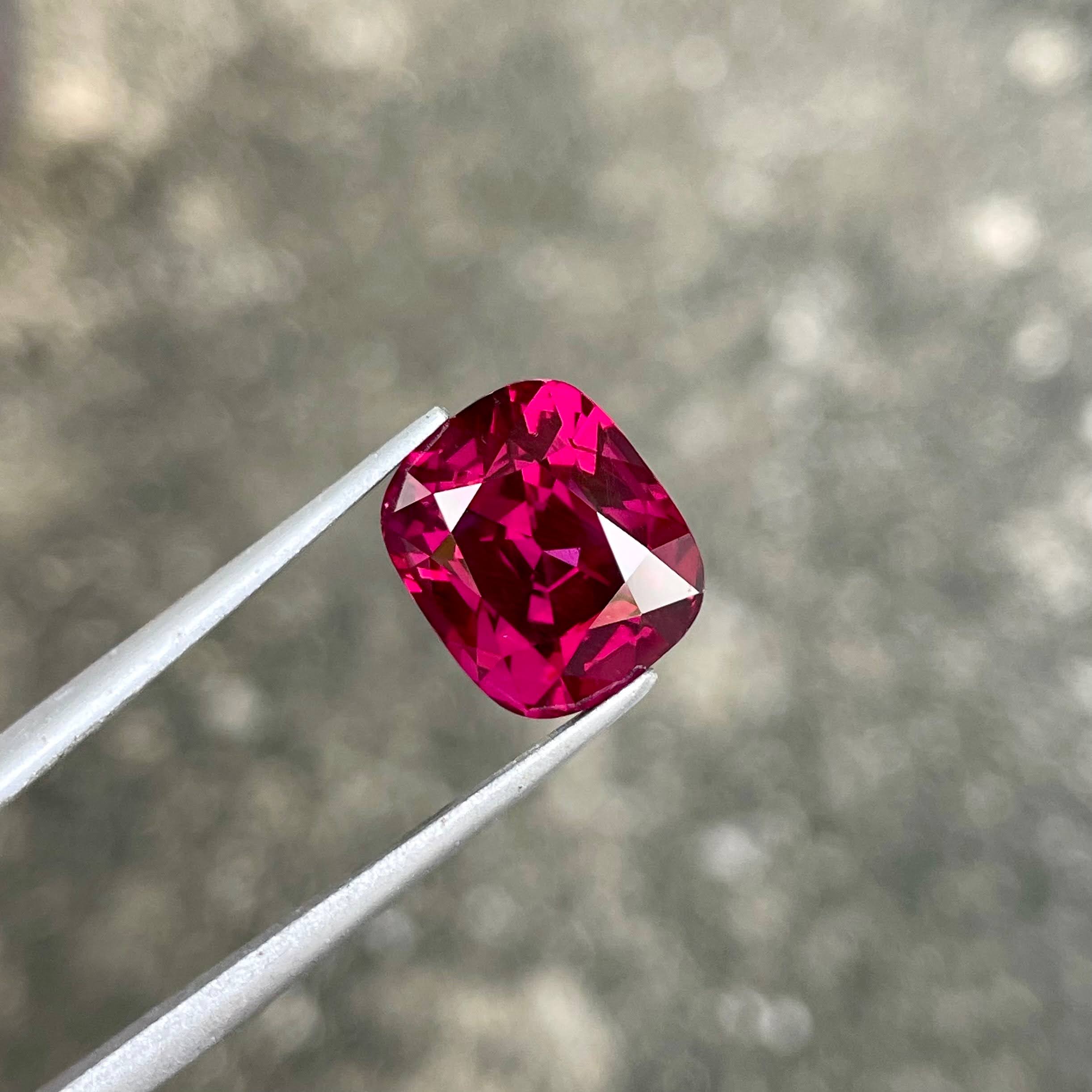 7.28 Carats Reddish Pink Garnet Stone