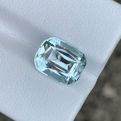 sea-blue-aquamarine-3-93ct-pakistan