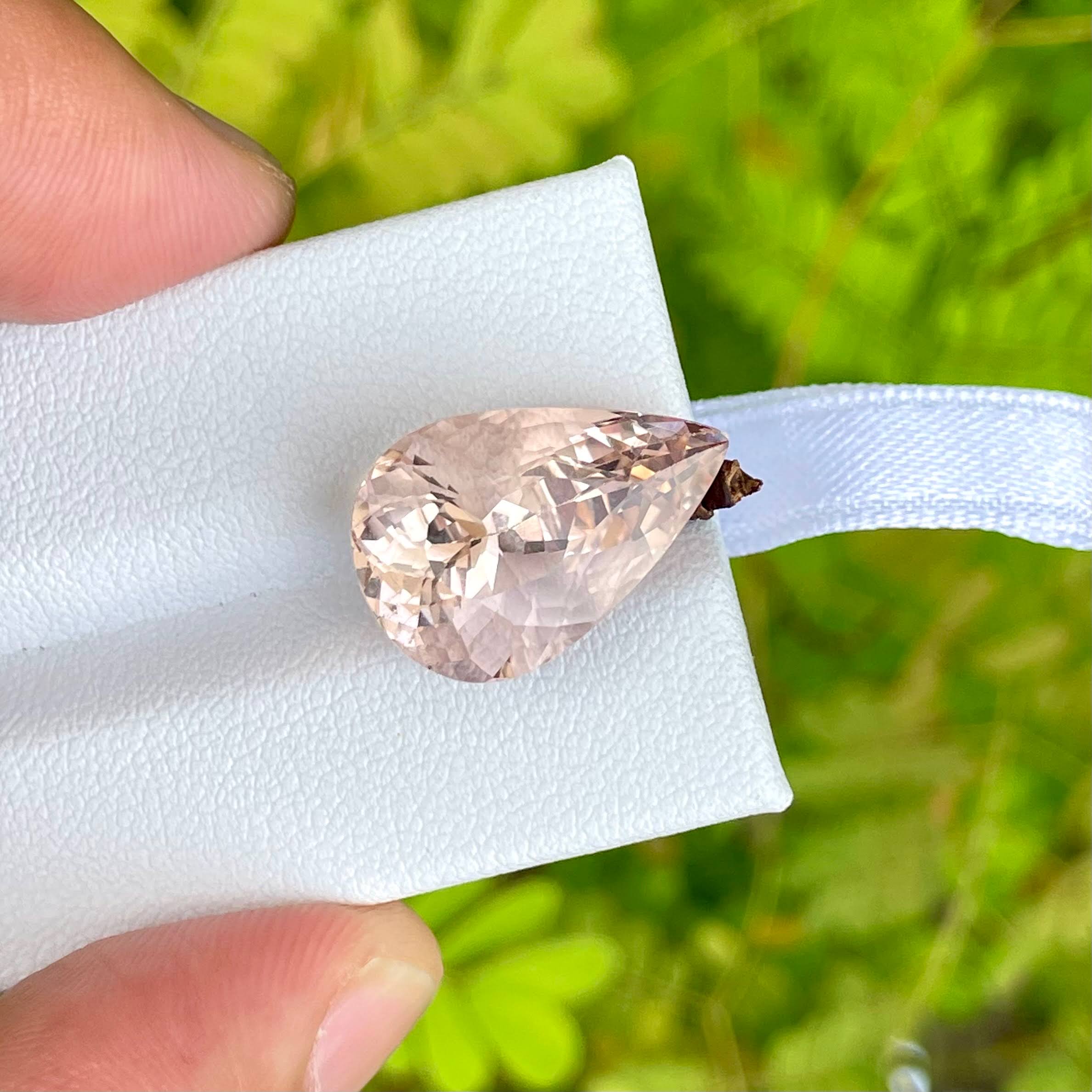 12.05 Carats Pear Morganite Stone