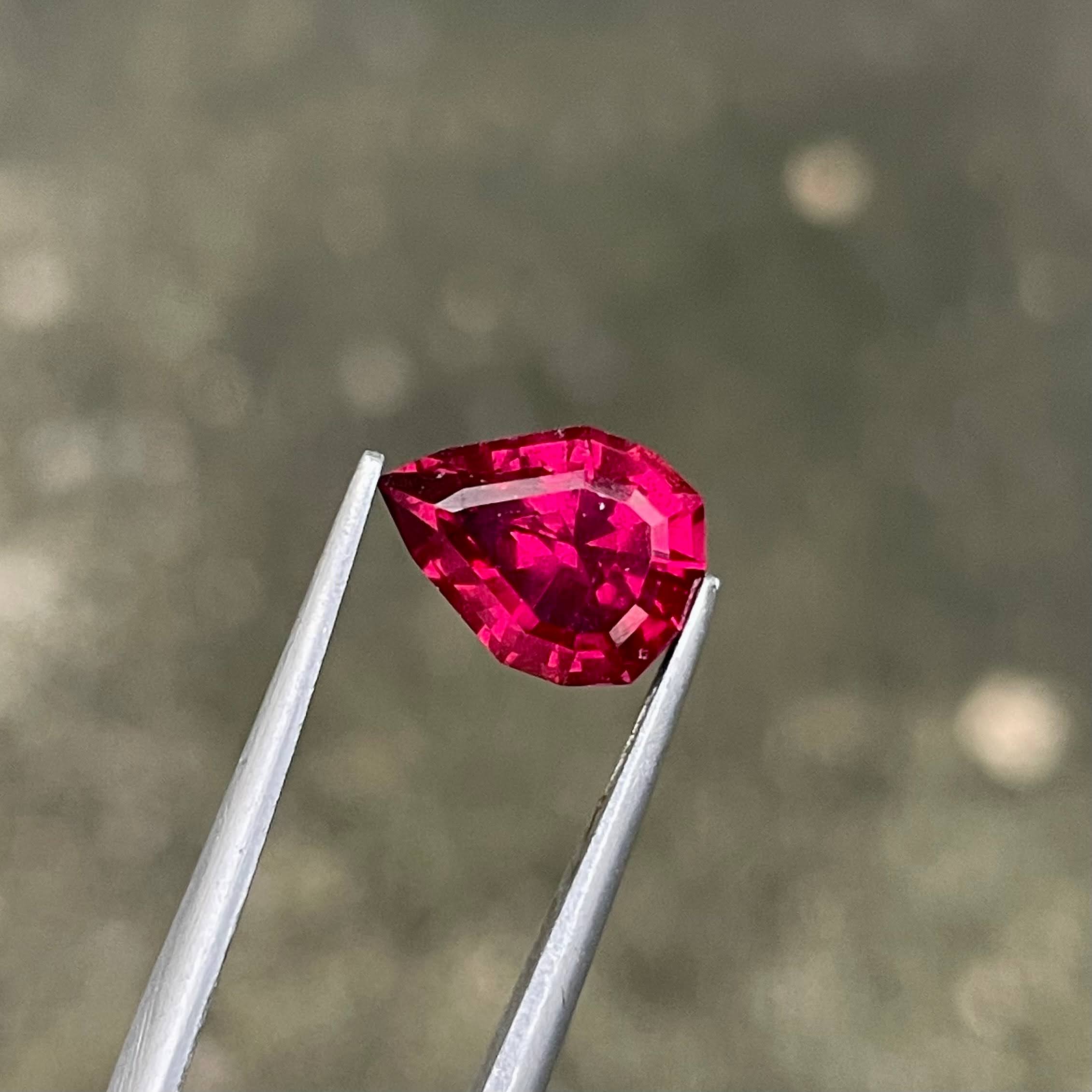2.74 Carats Red Garnet Fancy Pear Cut