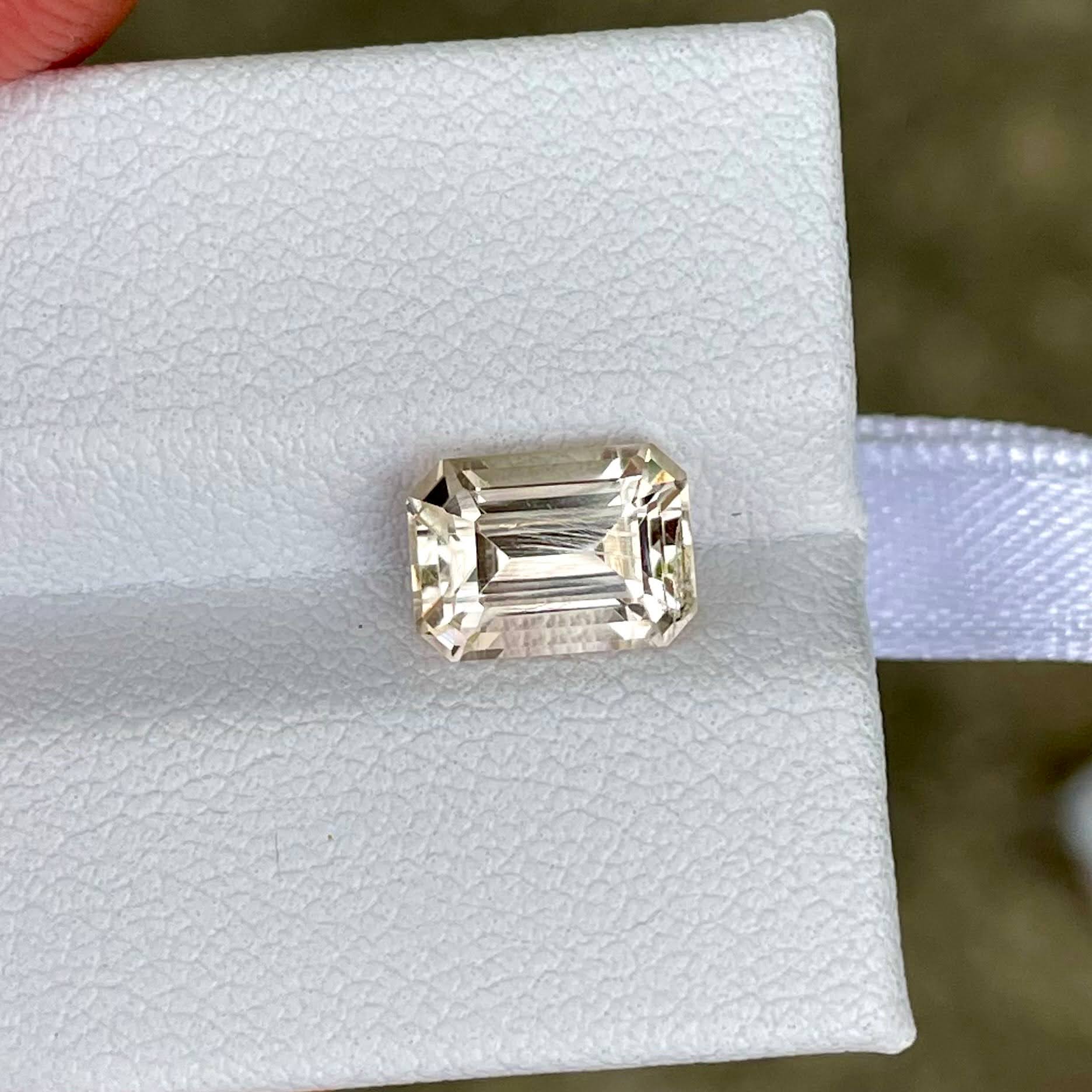 2.70 Carats Topaz Stone Emerald Cut