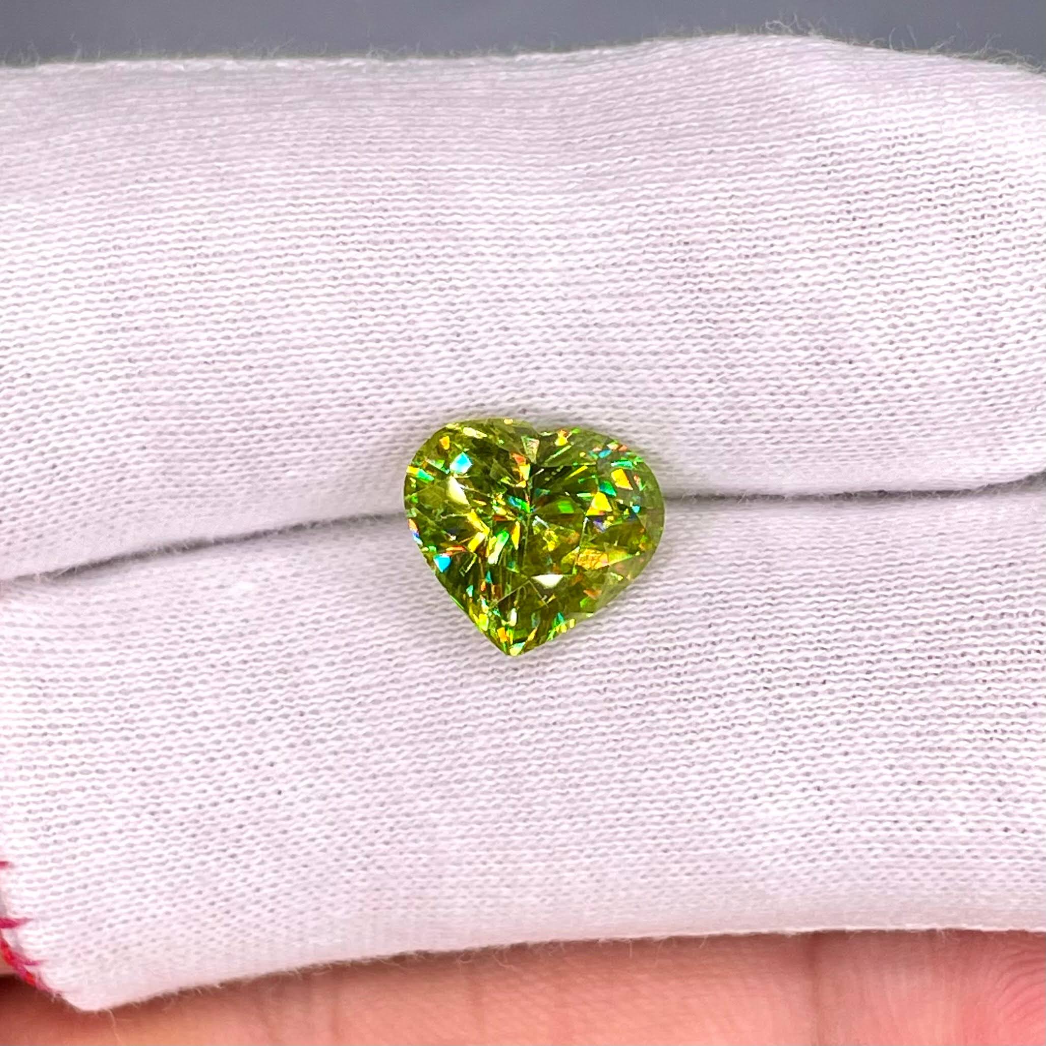 4.55 Carats Heart Cut Sphene Gemstone