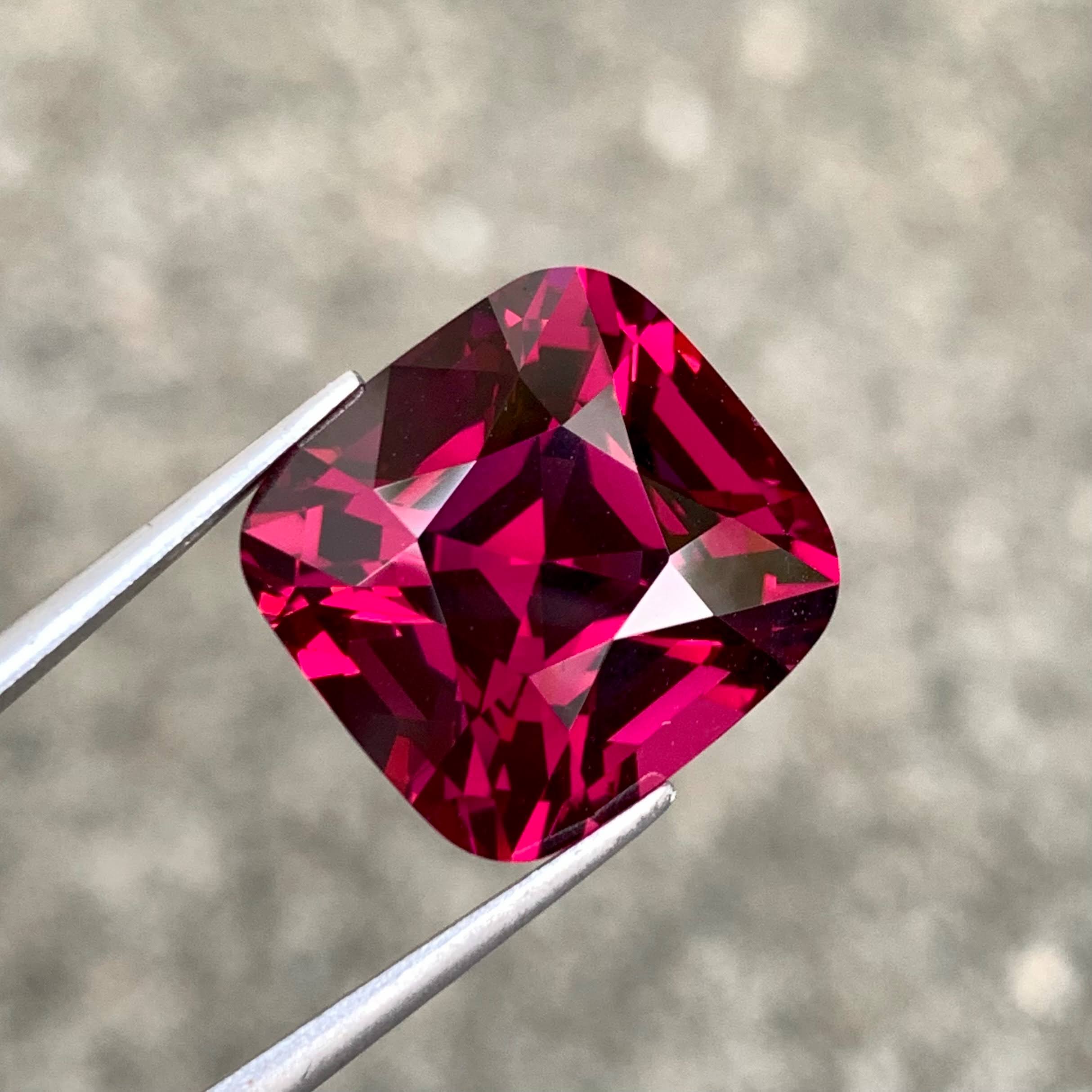 17-14-carats-bright-pinkish-red-garnet-cushion-brilliant-cut-tanzania