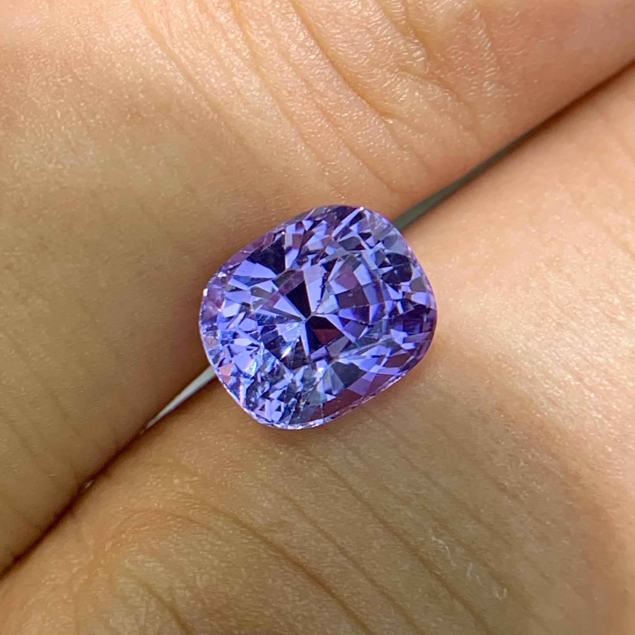 gia-violet-sapphire-3-16ct-sri-lanka