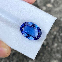 8.46 Carats Blue Tanzanite Oval Stone