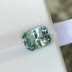 1.77 Carats Blue Aquamarine Gemstone