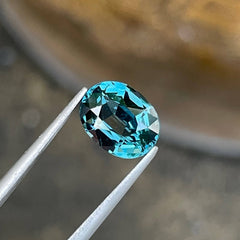 2.53 Carats Teal Sapphire Oval Cut 