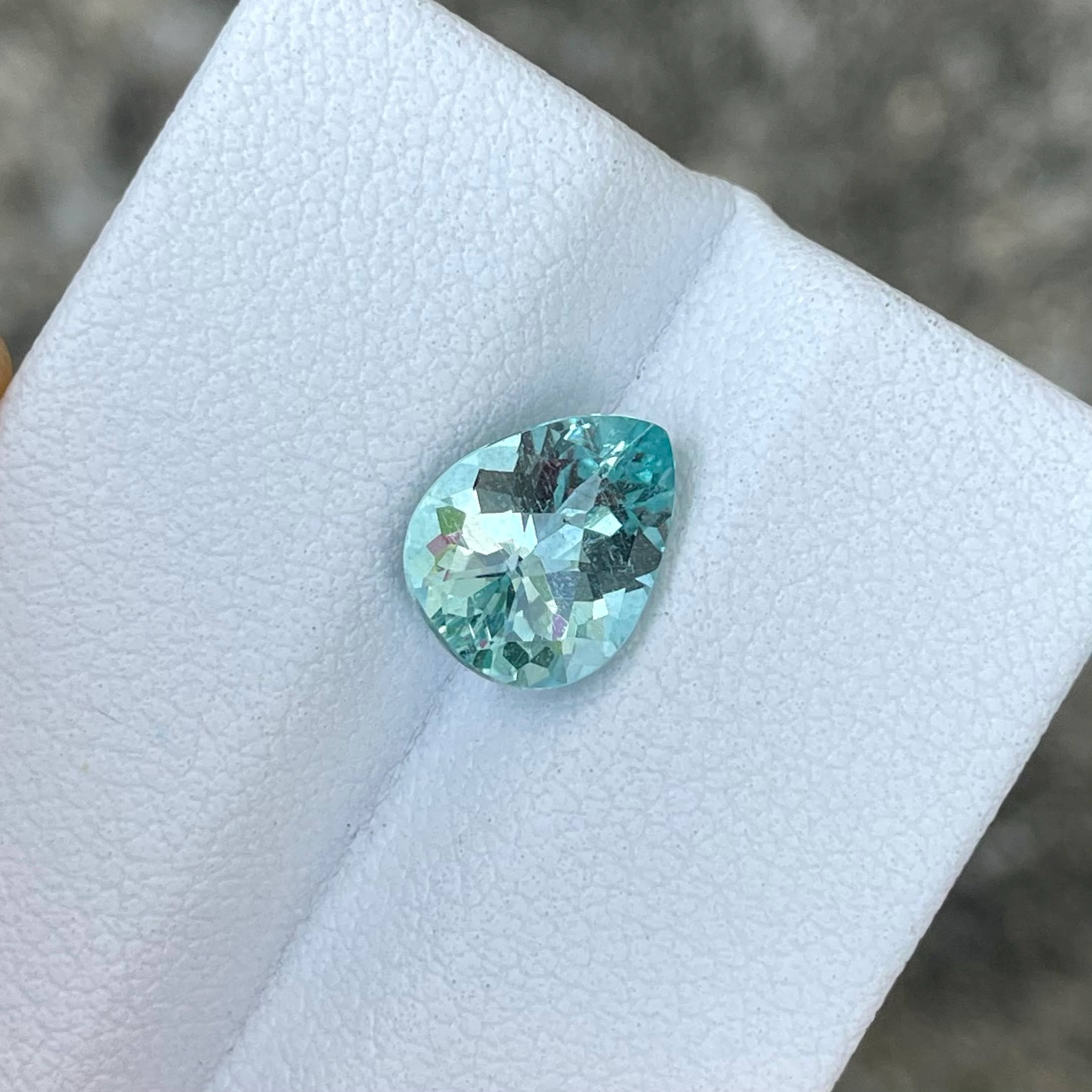 1.75 Carats Pear Cut Aquamarine Gem