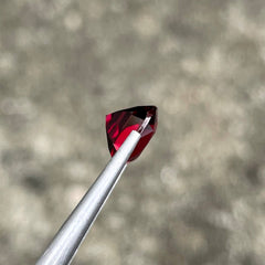 5.60 Carats Pinkish Red Garnet Stone