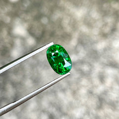 2.30 carats Green Tsavorite Garnet Gem