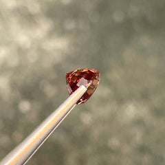 3.52 Carats Color Change Garnet Stone