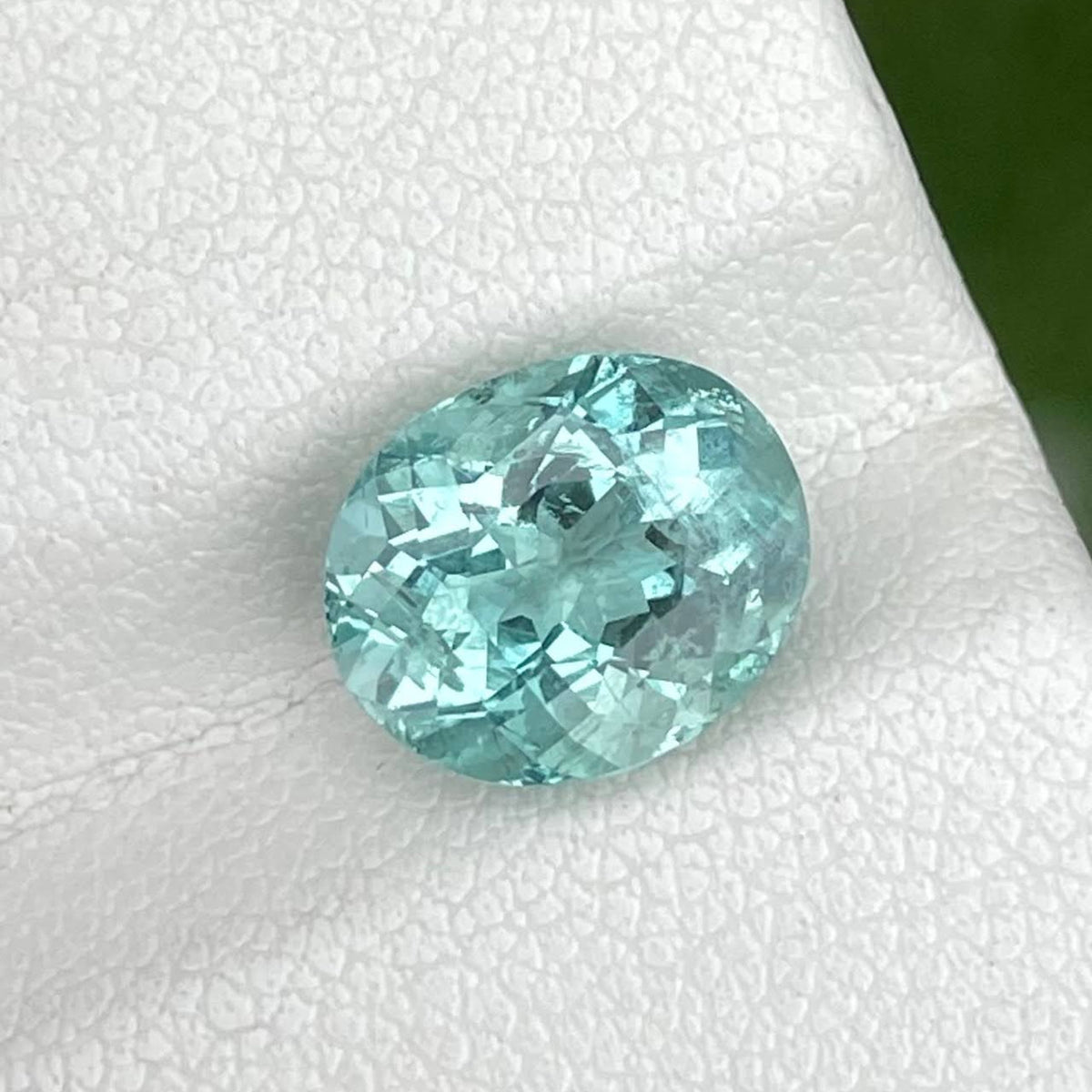 2.60 Carats Deep Blue Aquamarine Stone