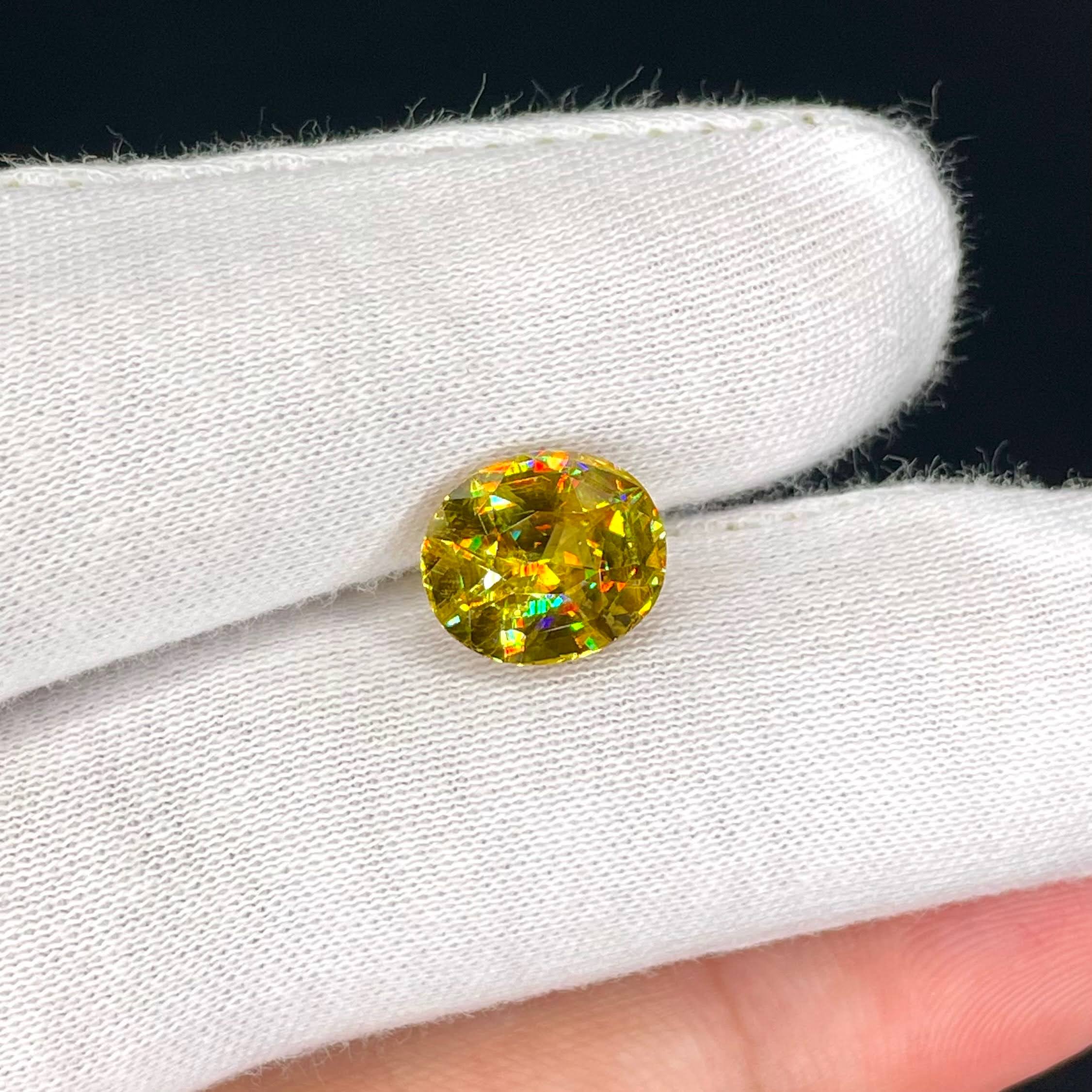 4.95 Carats Oval Cut Sphene Gemstone