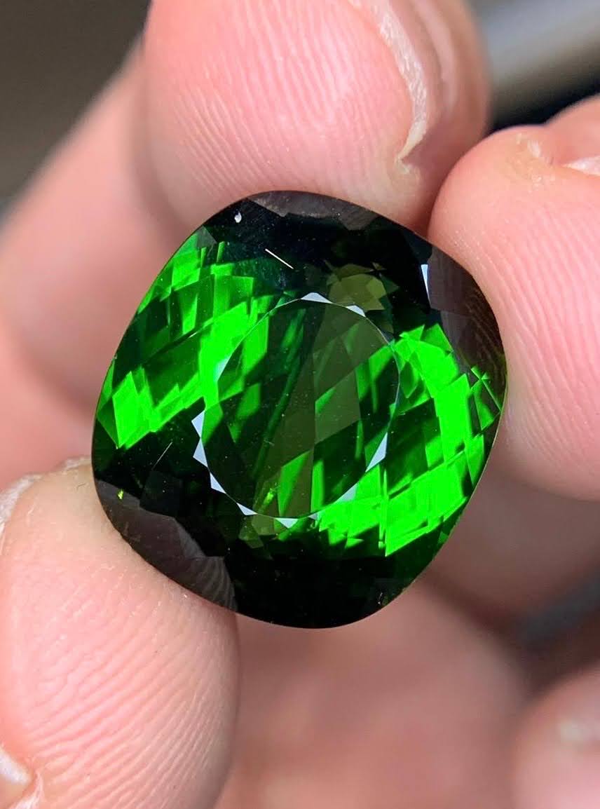 17.15 Carats Green Tourmaline Gemstone