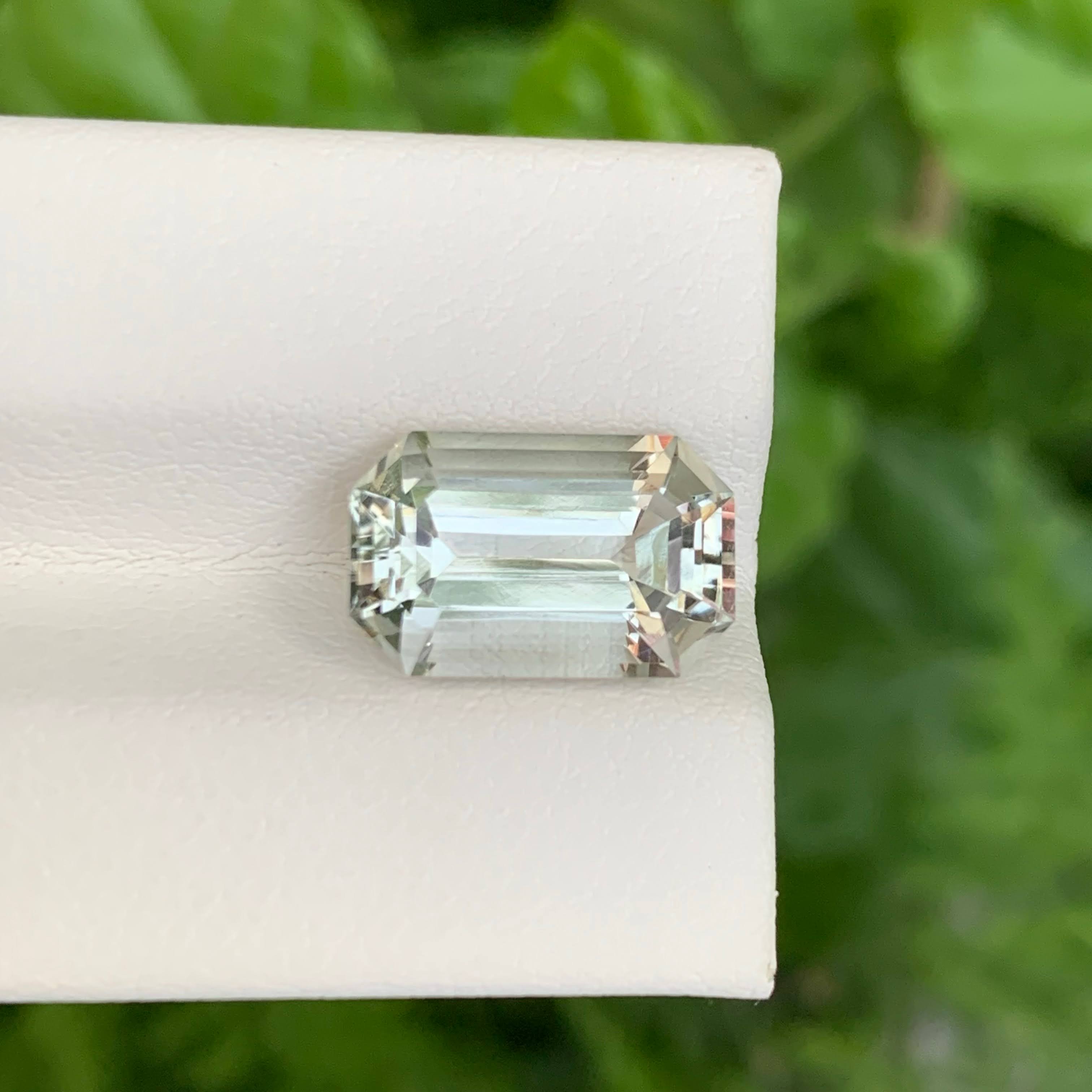 4.85 carats Greenish Amethyst Stone