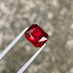 3.71 Carats Red Garnet 
