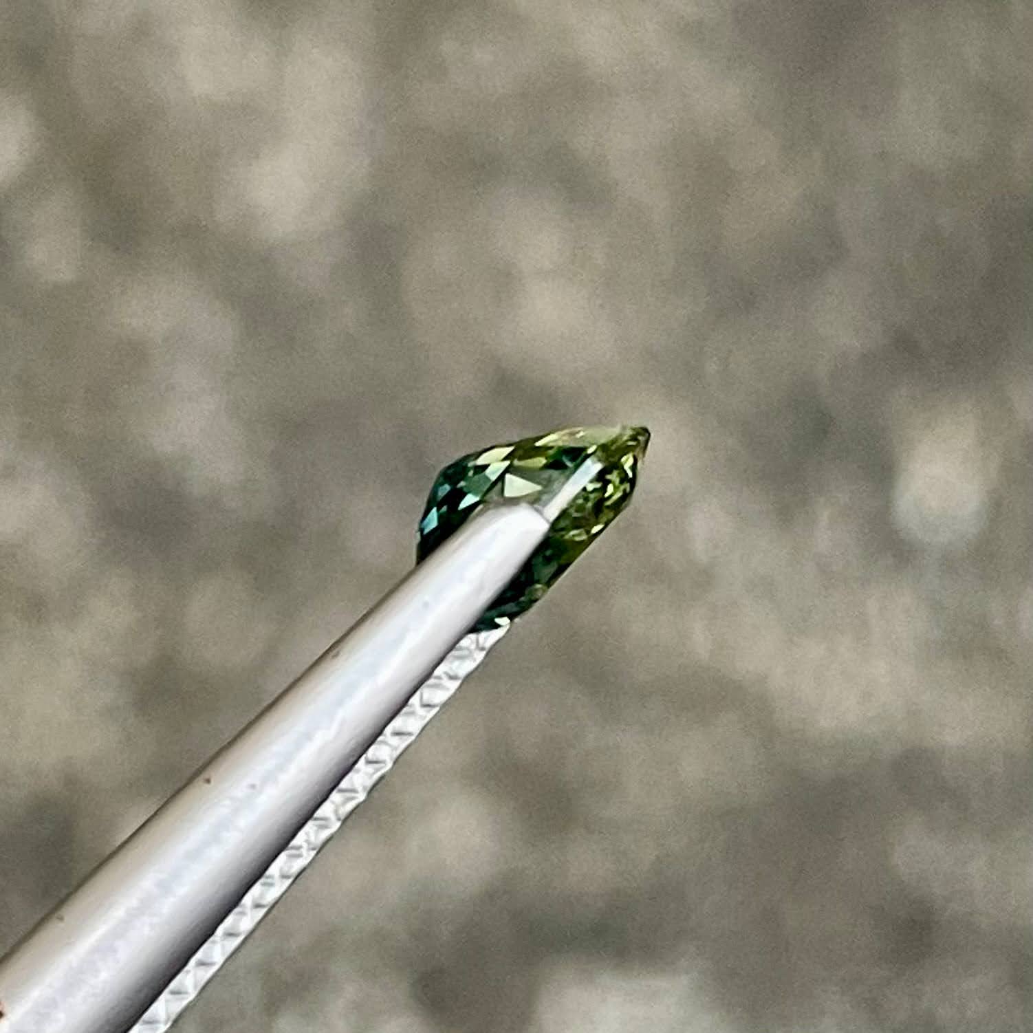 1.36 Carats Bi Color Parti Sapphire