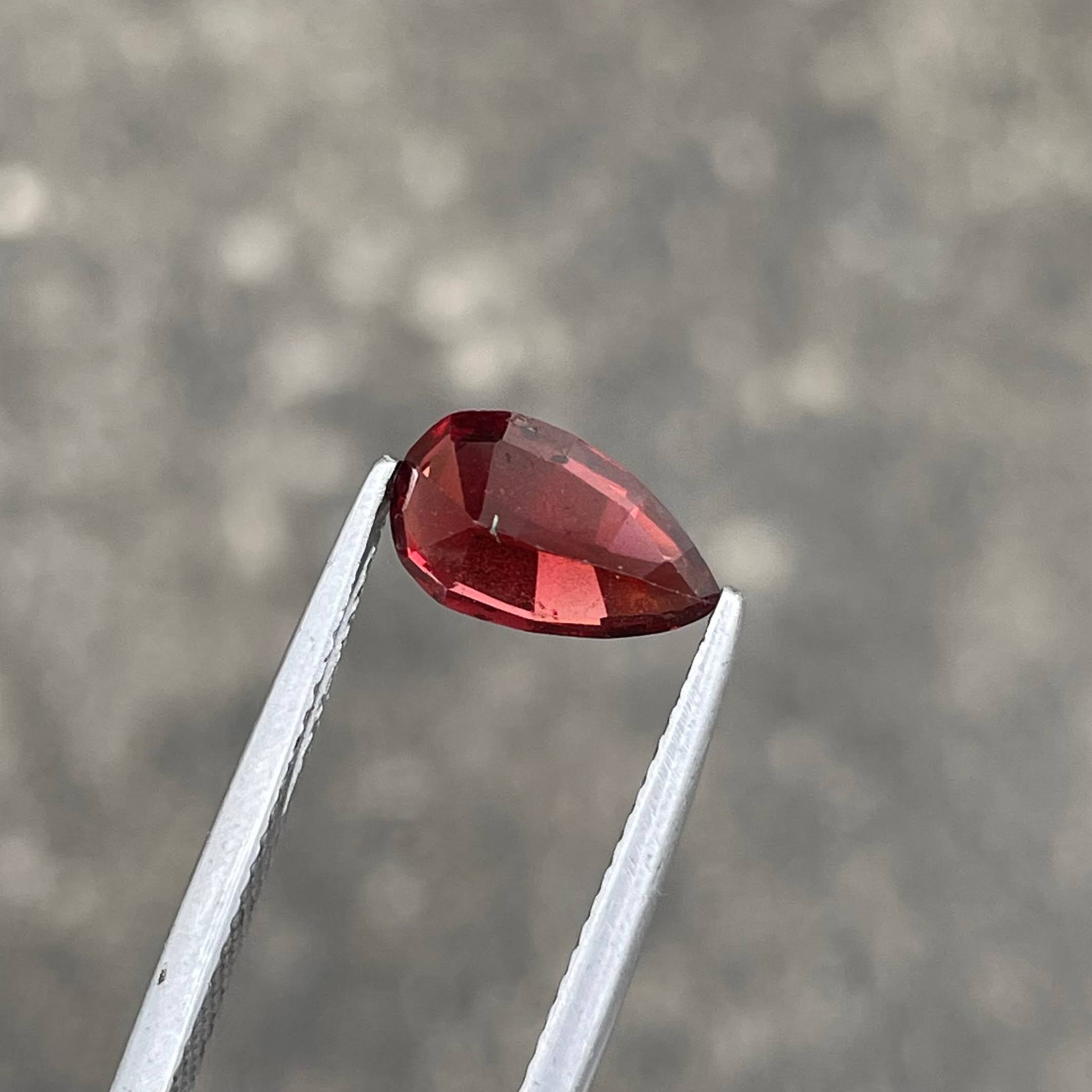 Pear shape garnet 