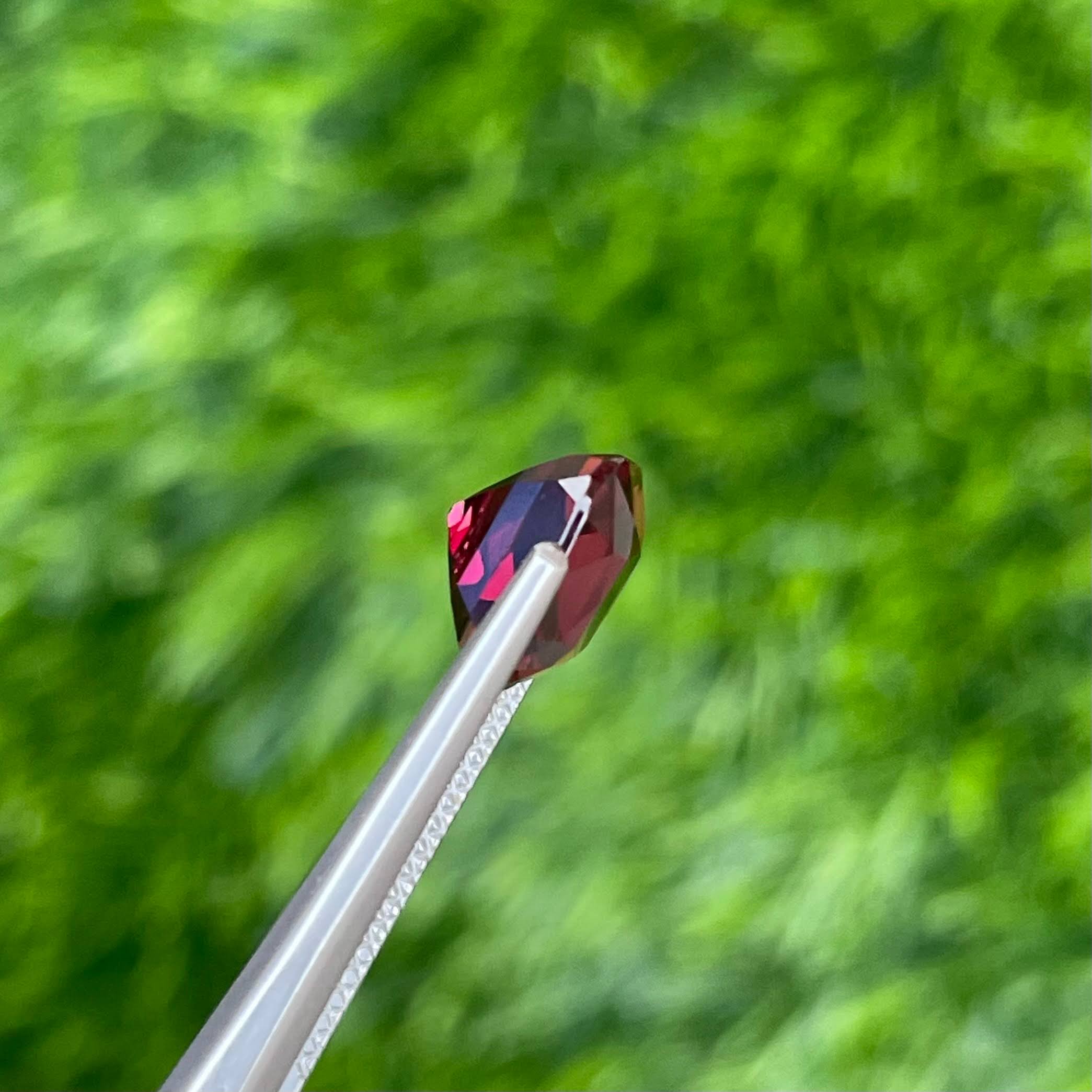 4.20 carats Purplish Pink Garnet Stone
