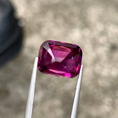 5-07-carats-vivid-reddish-pink-garnet-cushion-brilliant-cut-tanzania