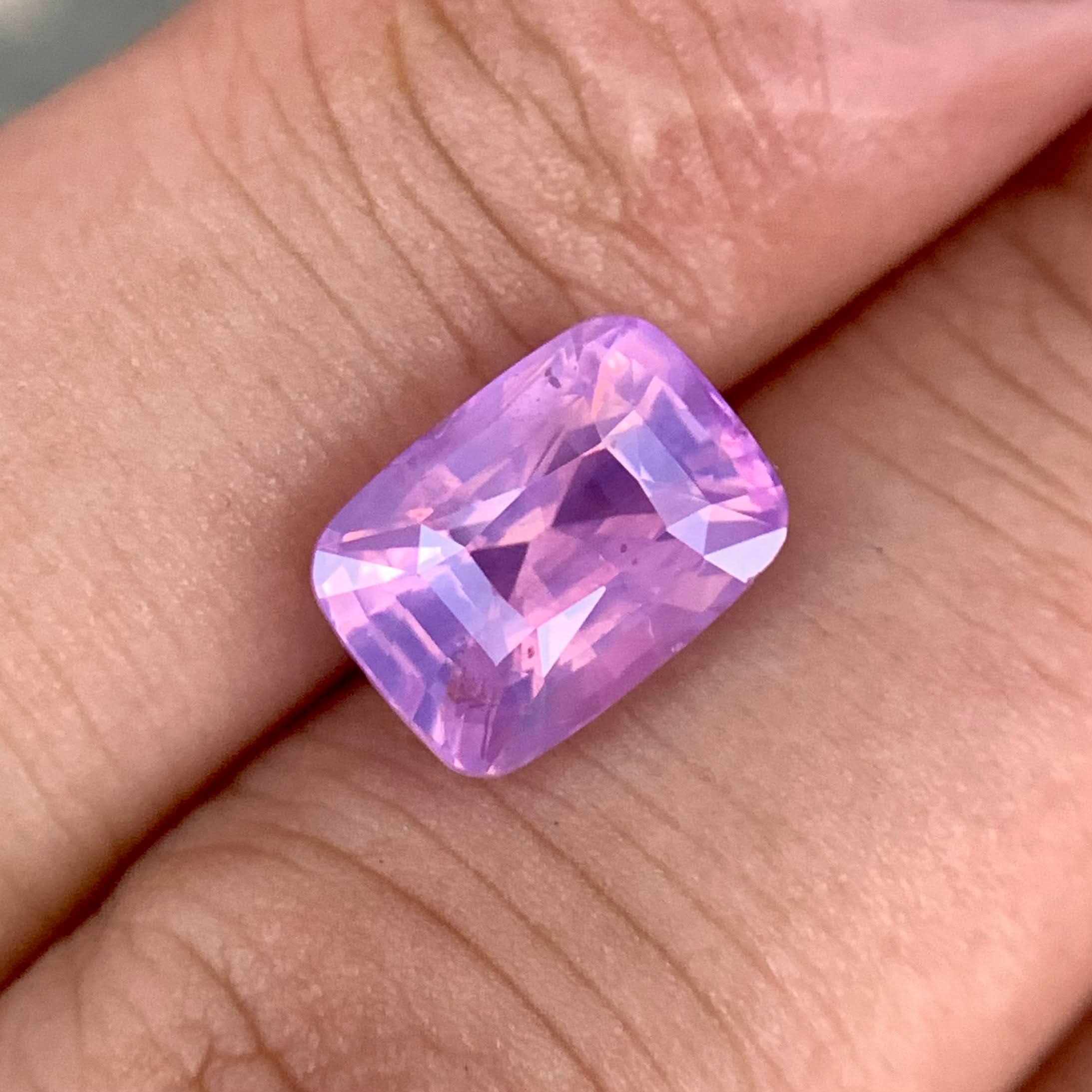opalescent-sapphire-6-02ct-sri-lanka-vs-cushion