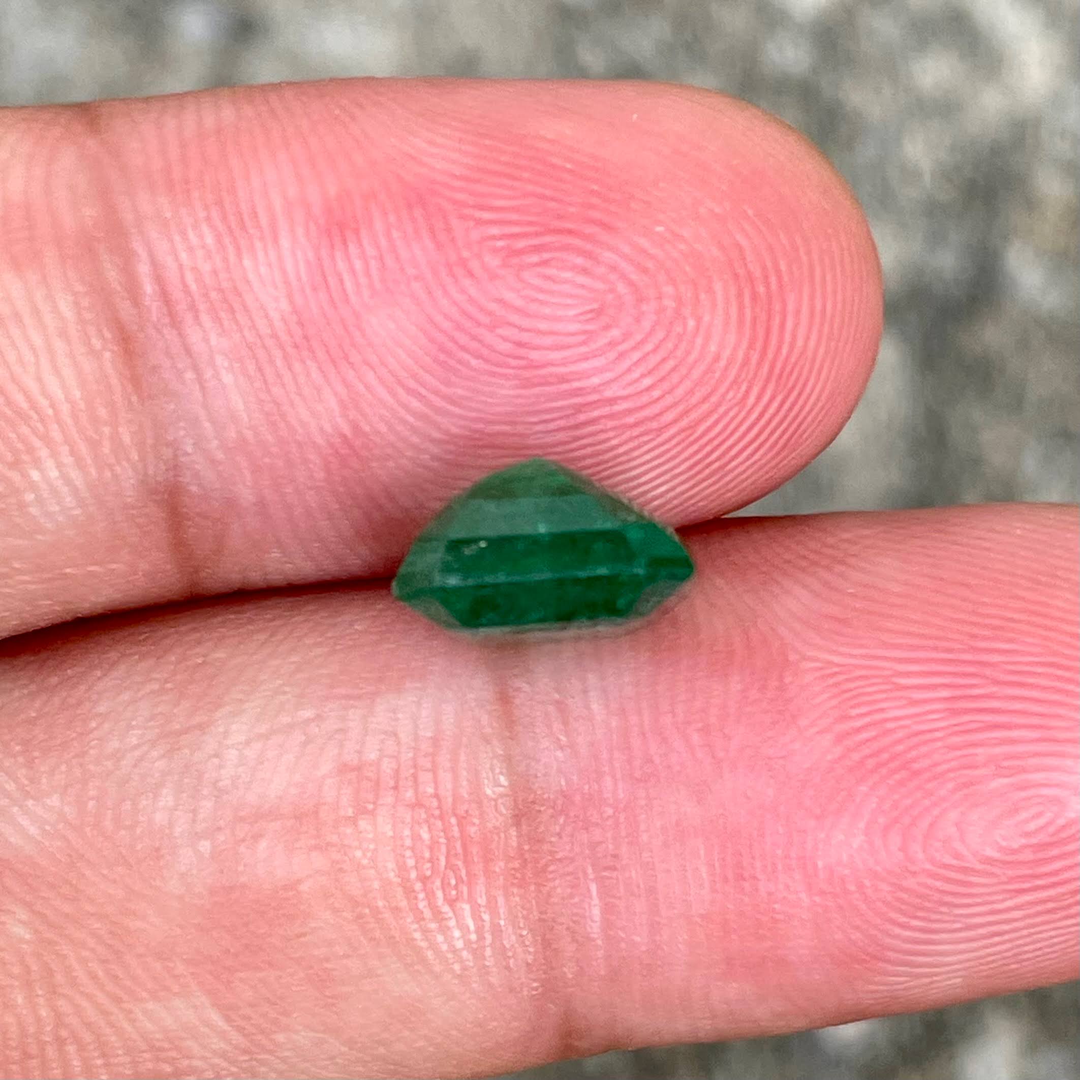 3.55 Carats Zambian Emerald Gemstone