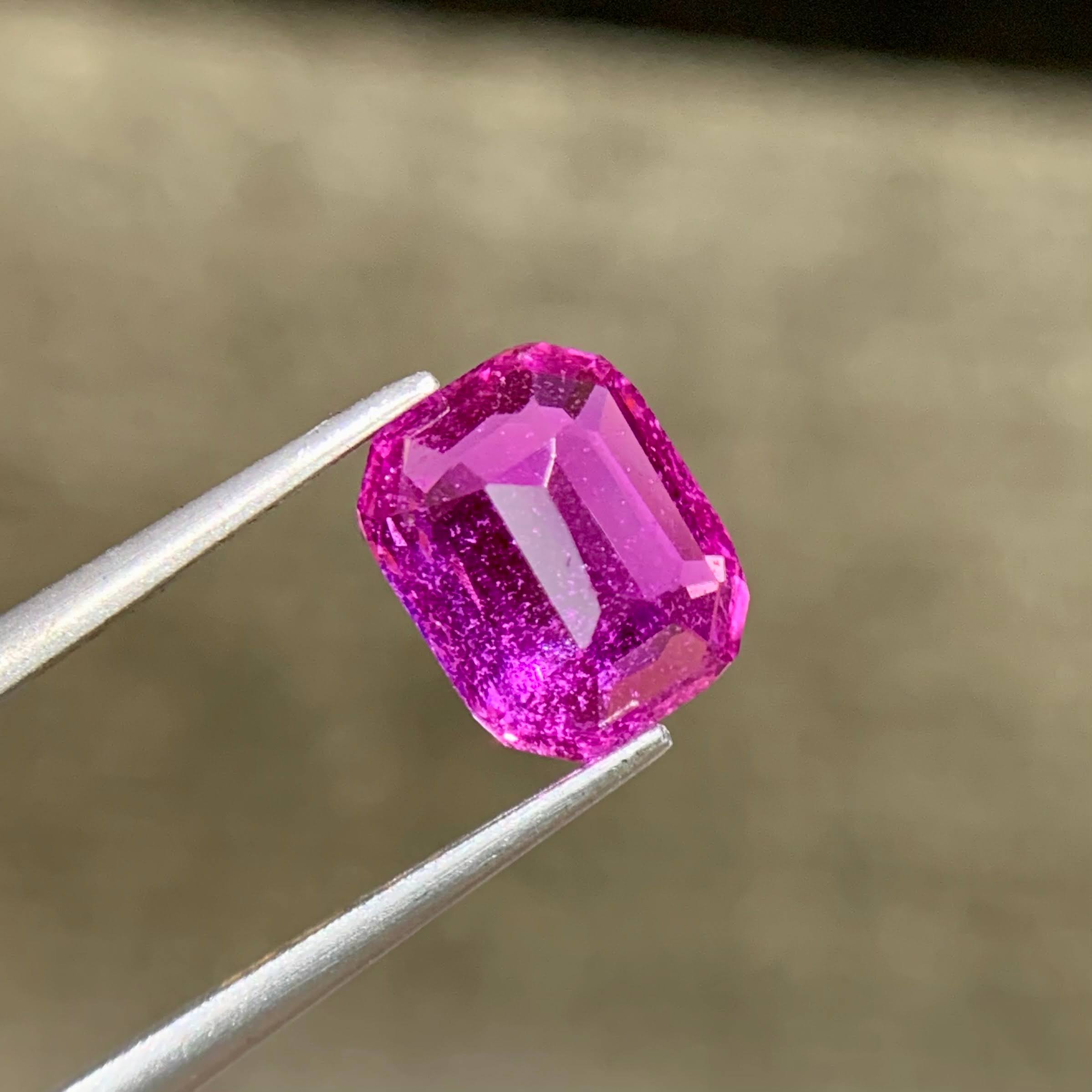 3.31Ct Purplish Pink Sapphire