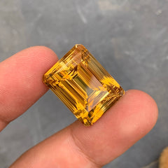 35-91-carats-honey-color-citrine-emerald-cut-natural-brazilian-gemstone