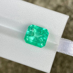 6.33 Carat Vivid Green Emerald