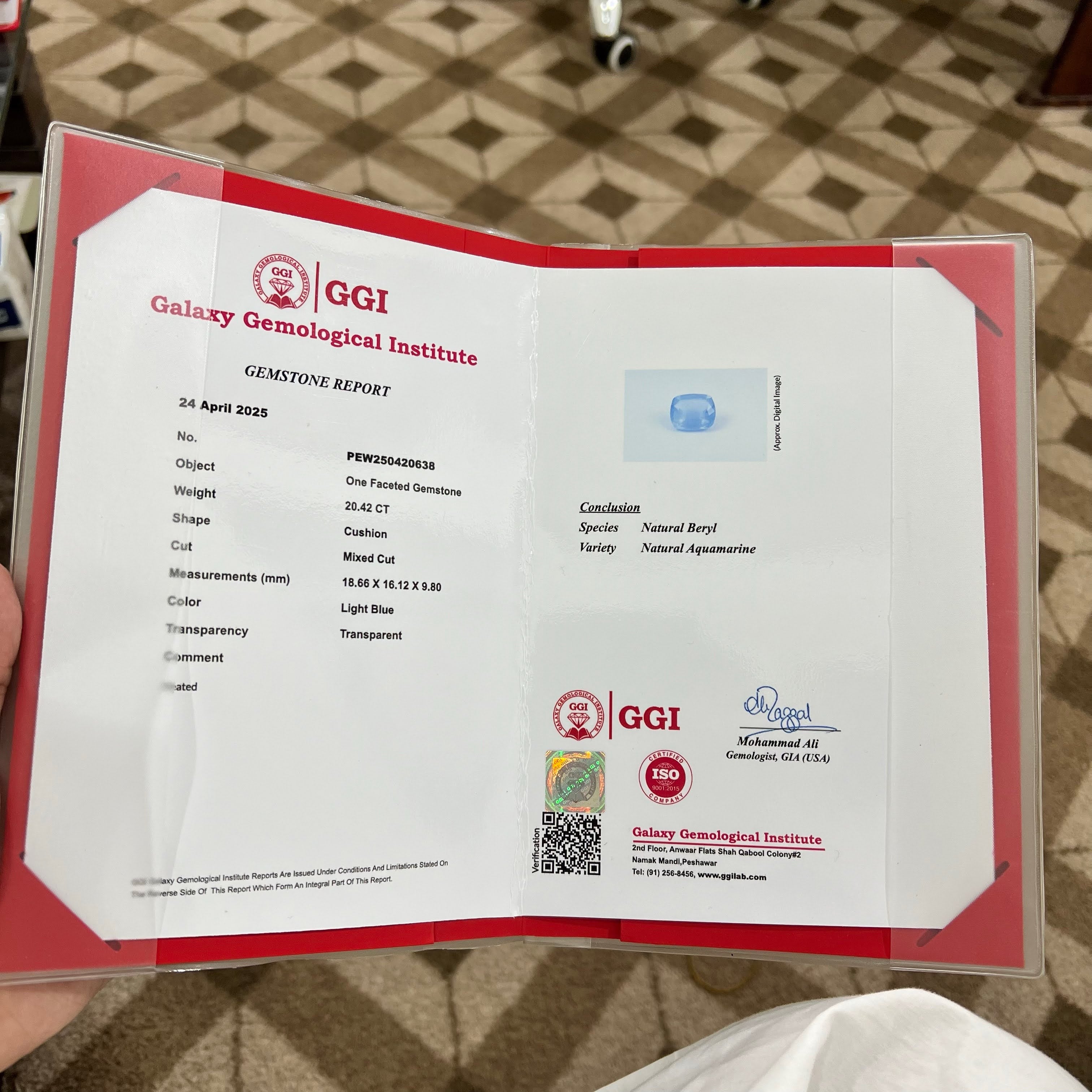 20.42 carats GGI Certified Aquamarine