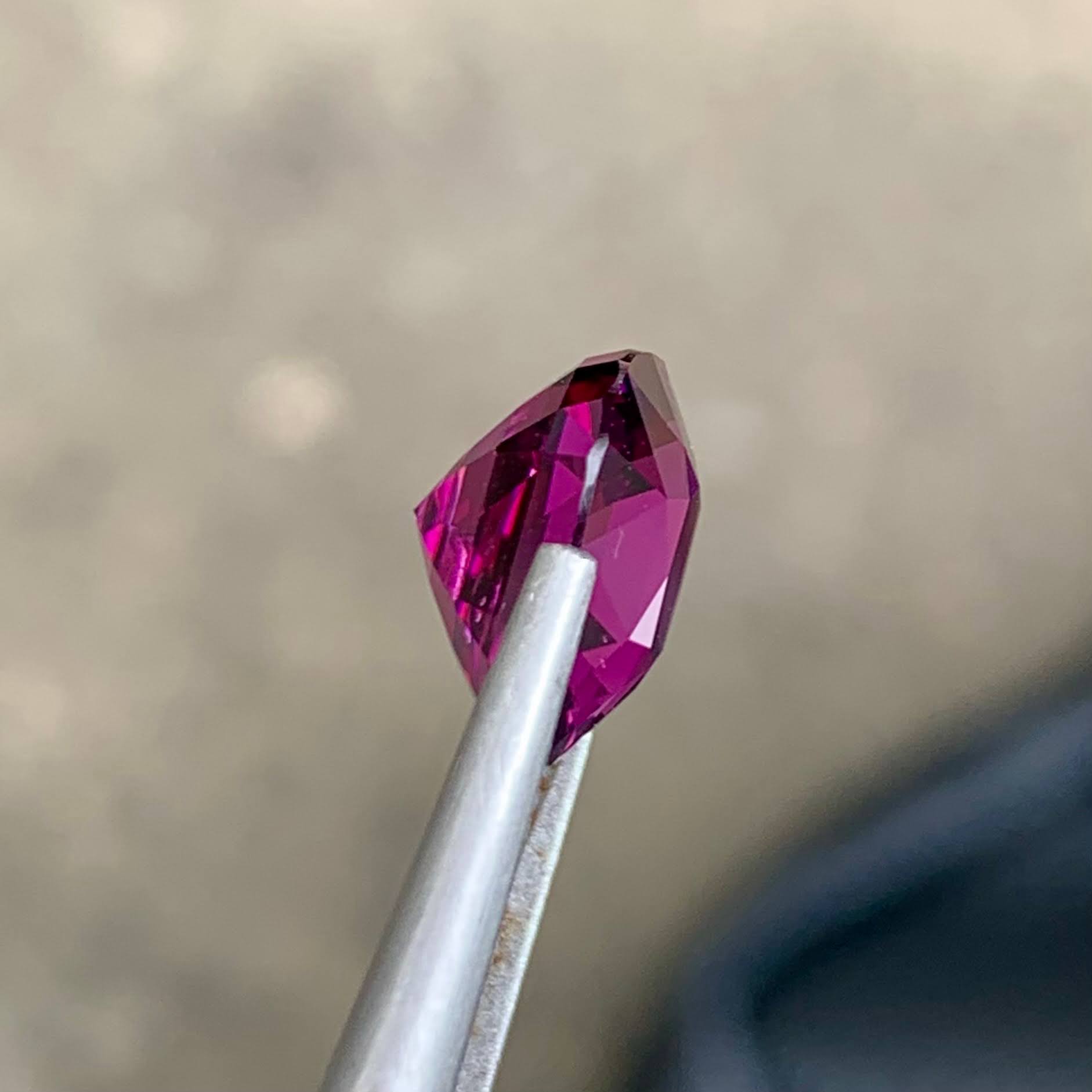 4.72Ct Vivid Pink Garnet