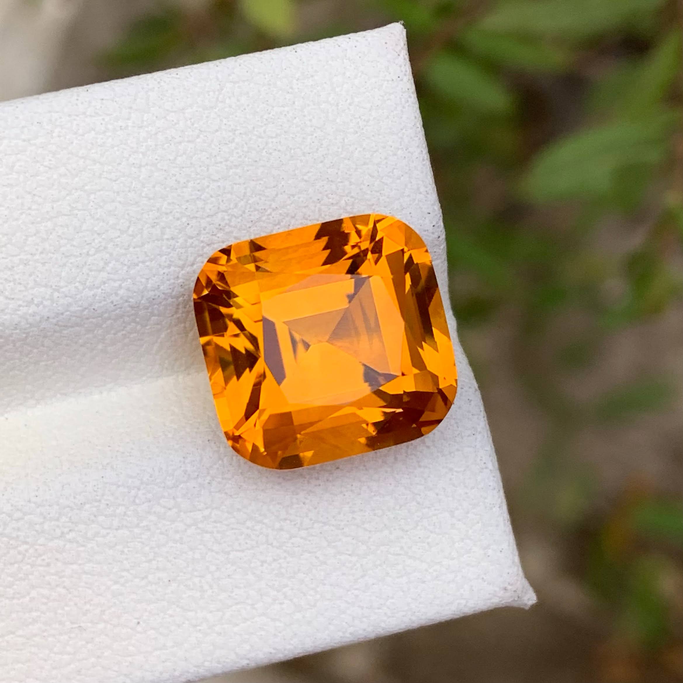 mandarina-citrine-9-41ct-brazil-cushion