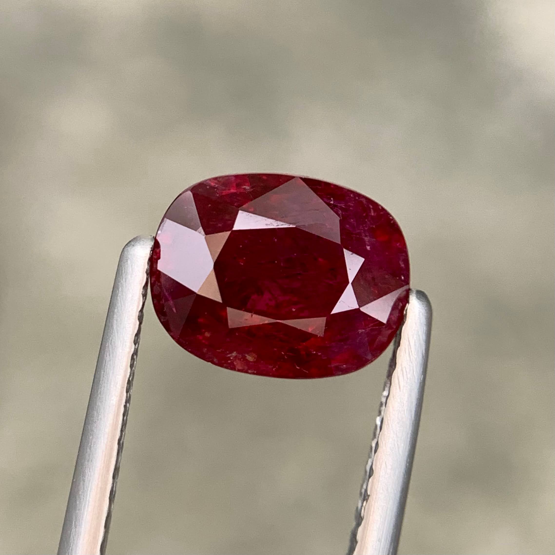 aigs-certified-deep-vivid-red-ruby-3-13ct-mozambique