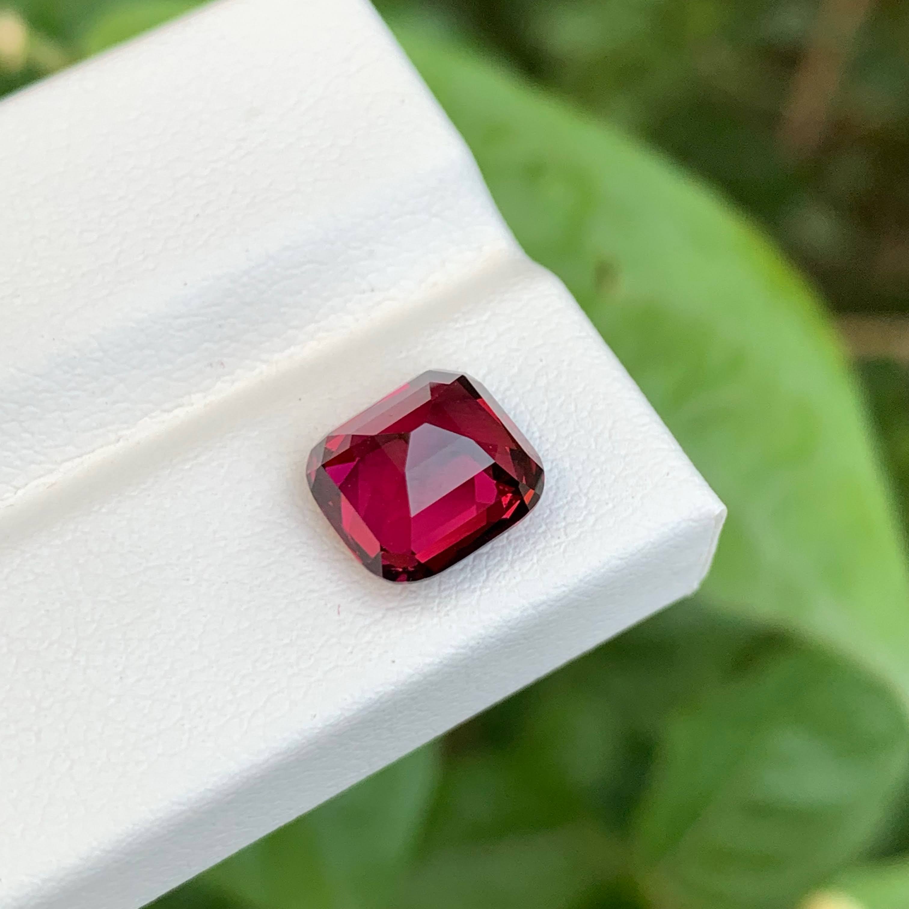 4.45 Carat Umbalite Garnet Cushion Cut