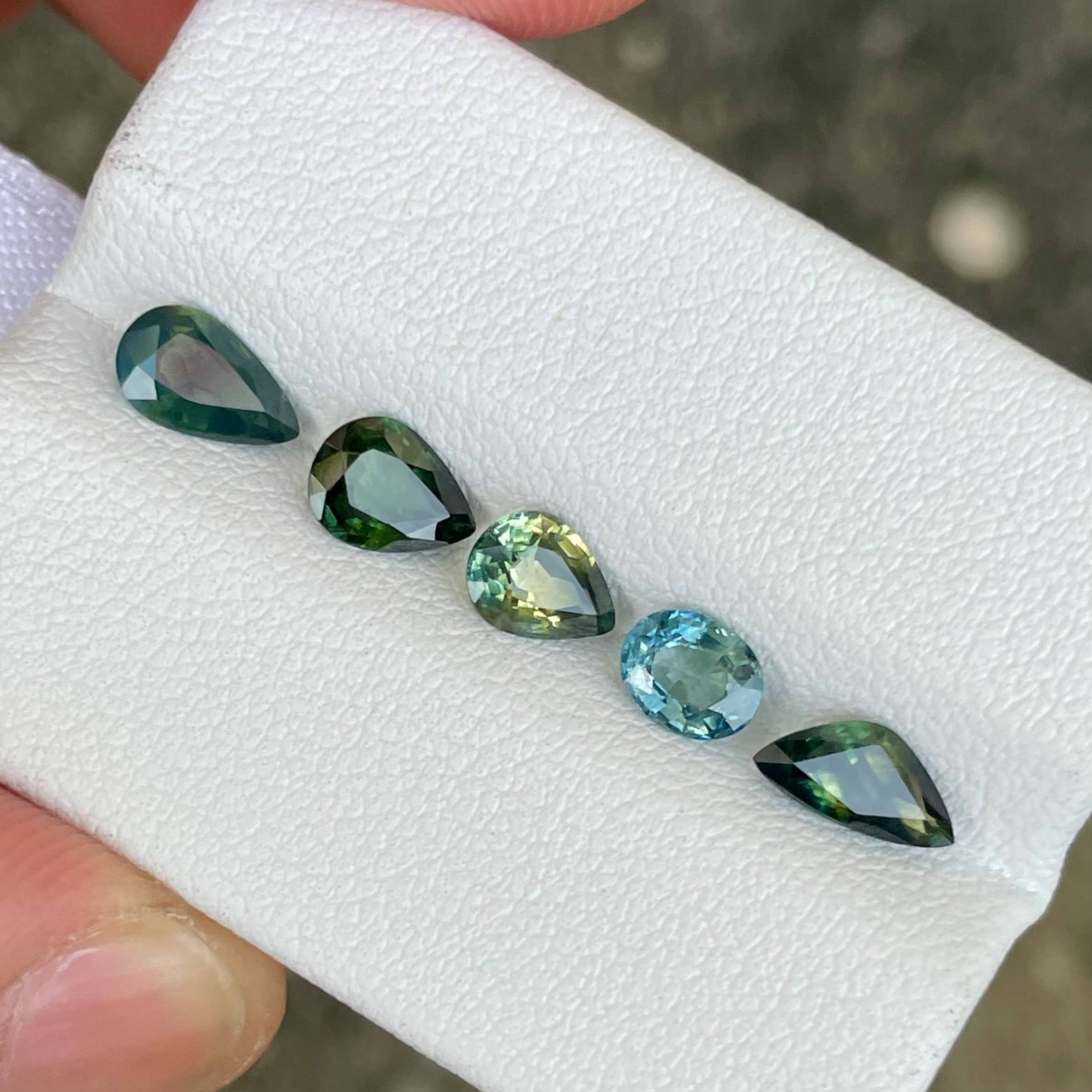 3.25 Carats Teal Sapphire Gems Lot