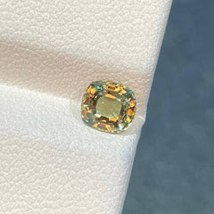 color changing Alexandrite stone