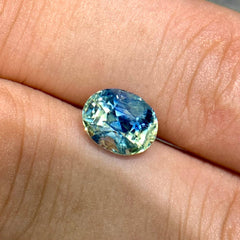 2-65-carats-bicolor-parti-sapphire-oval-faceted-madagascar