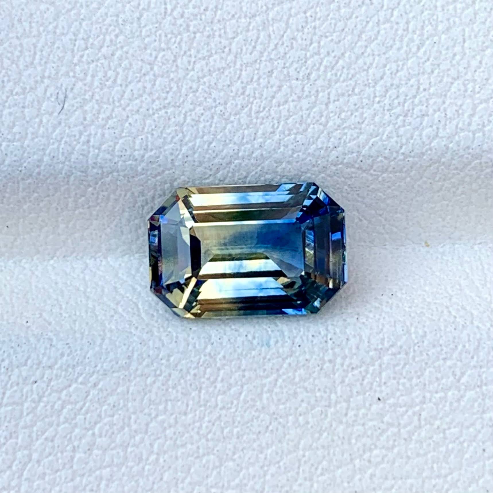 3.13 Ct Bicolor Parti Sapphire Emerald Cut