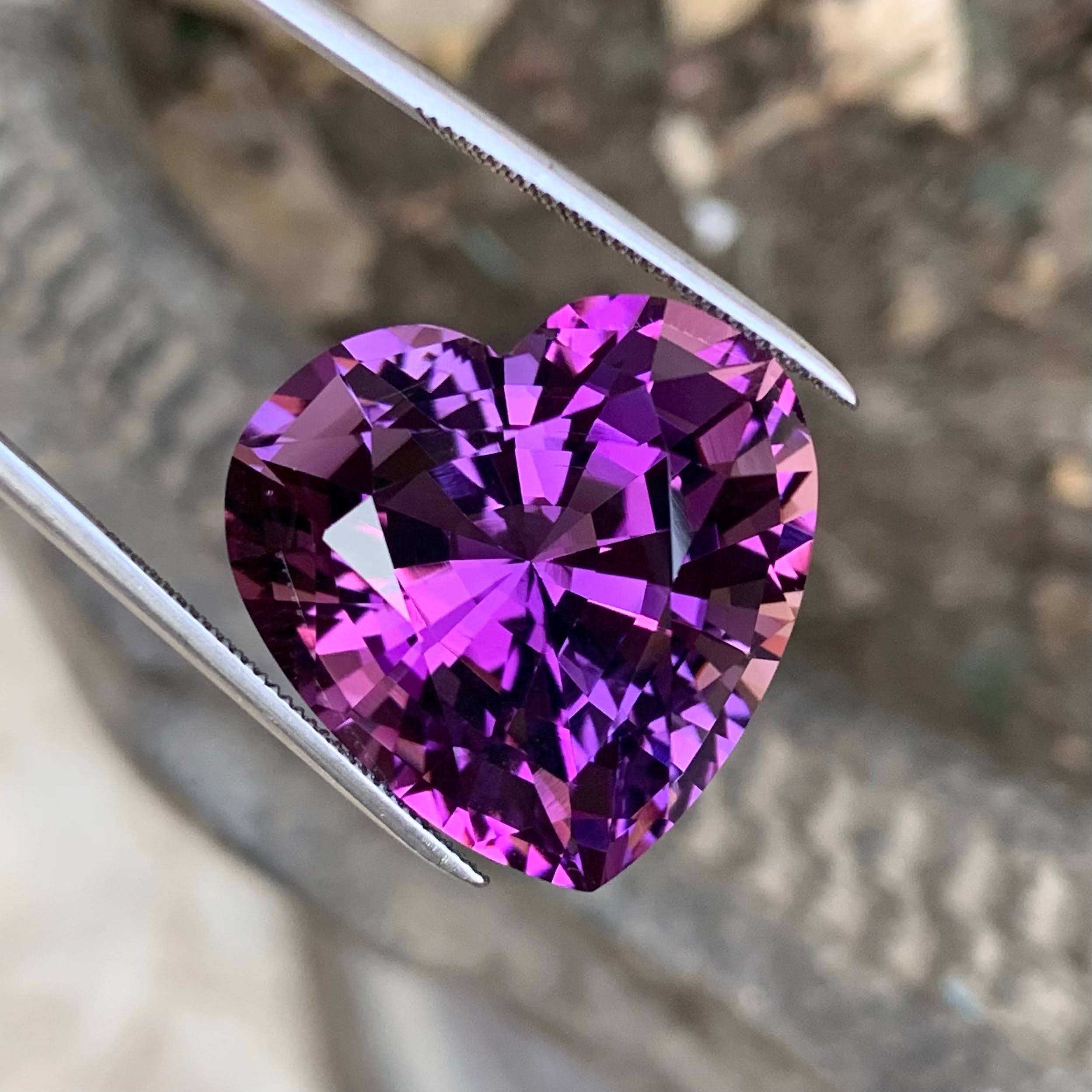 28-37ct-heart-shape-amethyst-brazilian-faceted