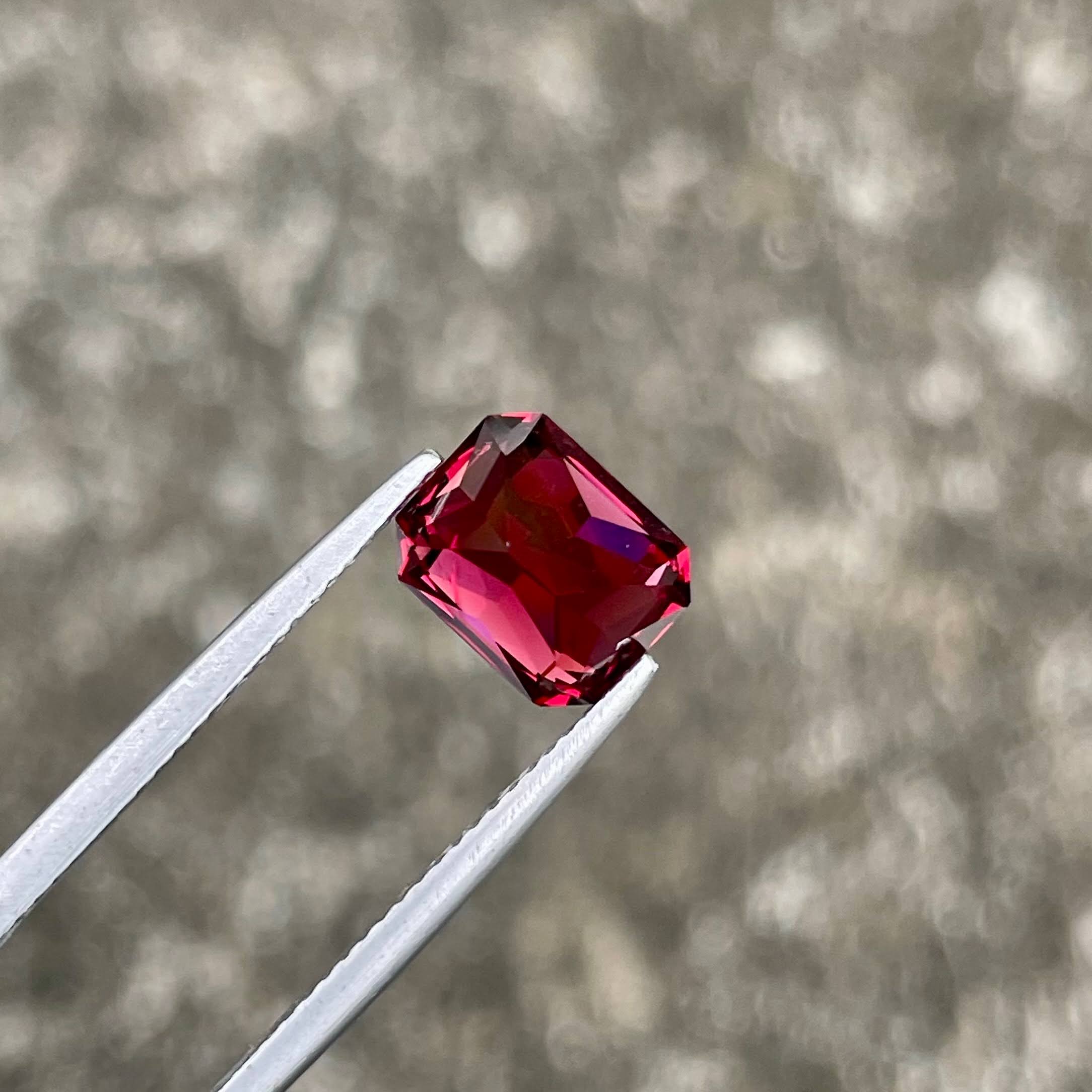 3.71 Carats Red Garnet