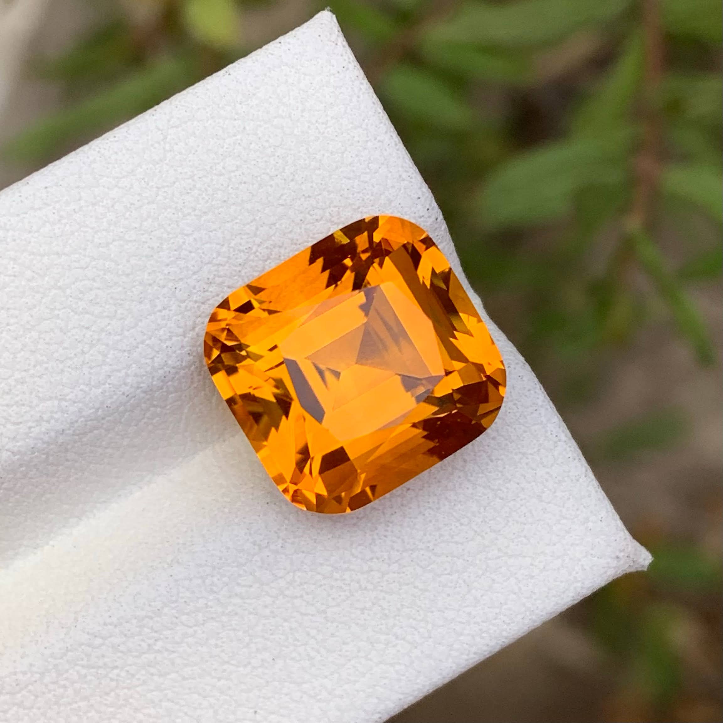 mandarina-citrine-9-41ct-brazil-cushion