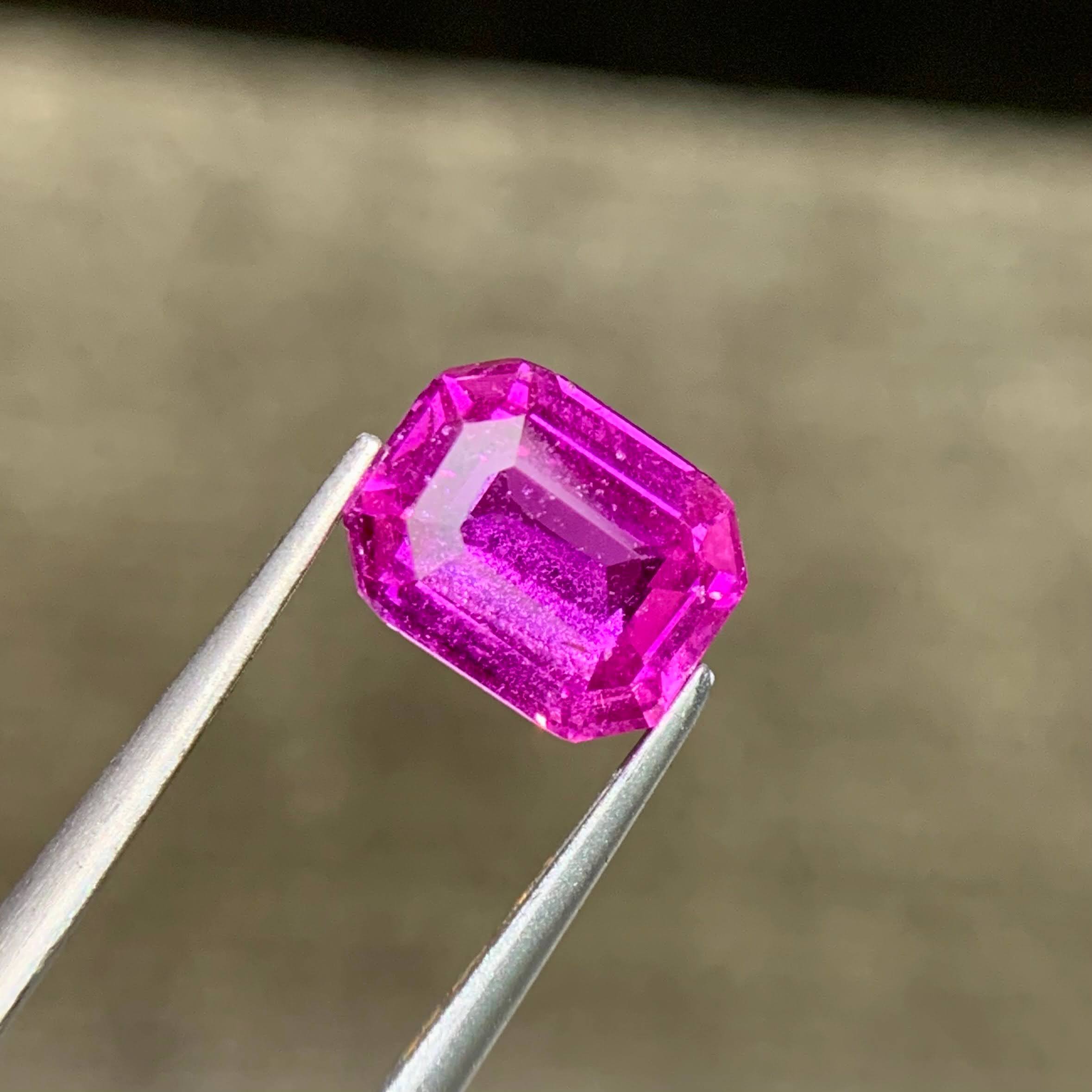 3.31Ct Purplish Pink Sapphire