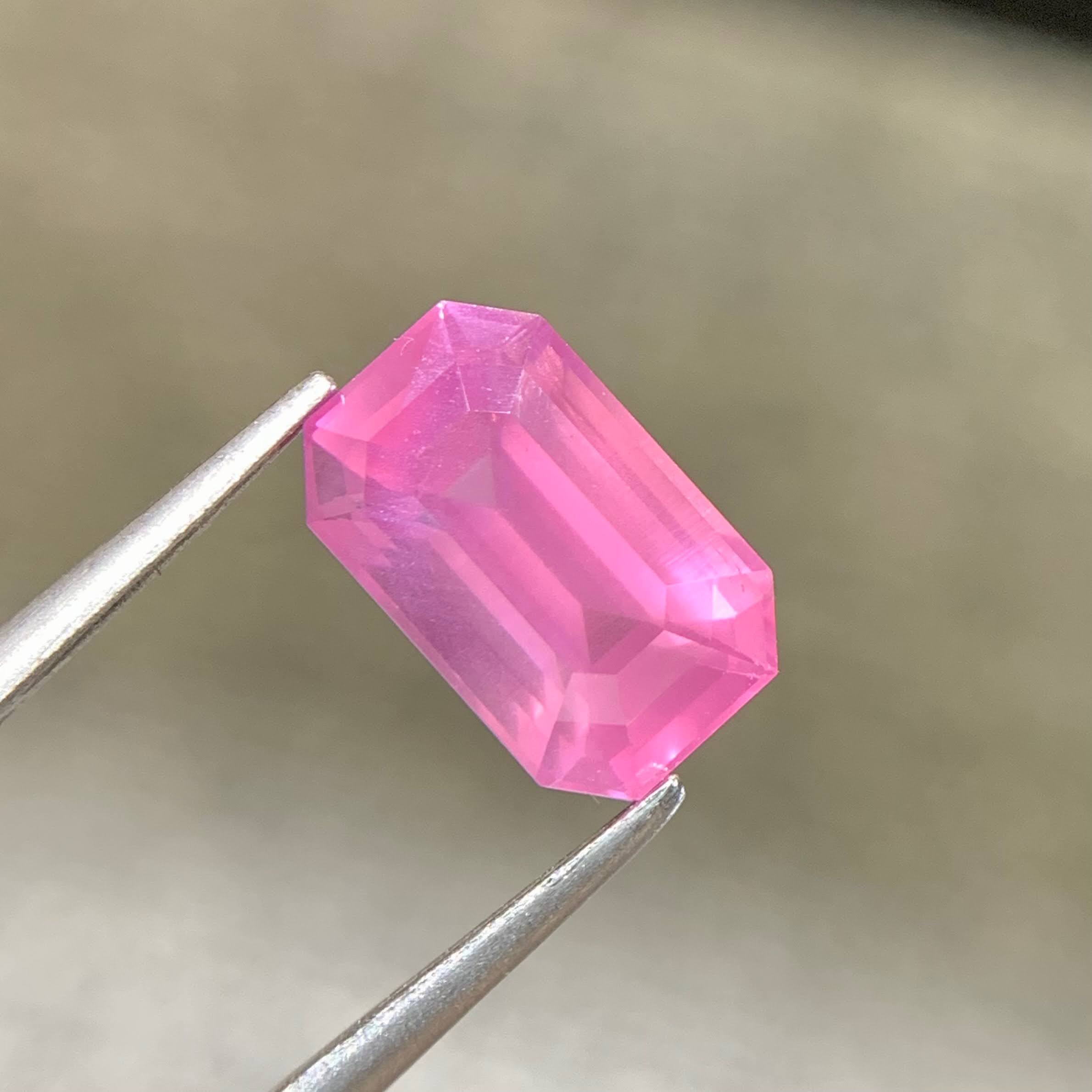natural-opalescent-mahenge-spinel-3-18ct-tanzania-octagon-emerald-cut