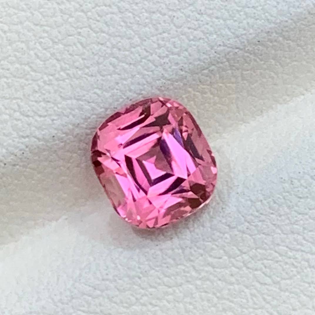 afghan-bubblegum-tourmaline-2-45ct